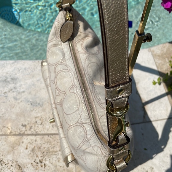 Coach Penelope Beige/Gold Linen Signature “C” Convertible Shoulder/Crossbody Bag - Picture 7 of 17